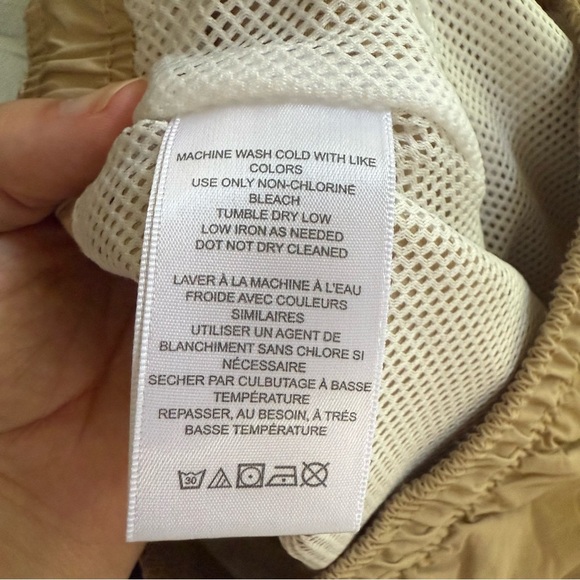 Urban Outfitters Standard Cloth Khaki Elastic Waist Shorts XL - Picture 6 of 7